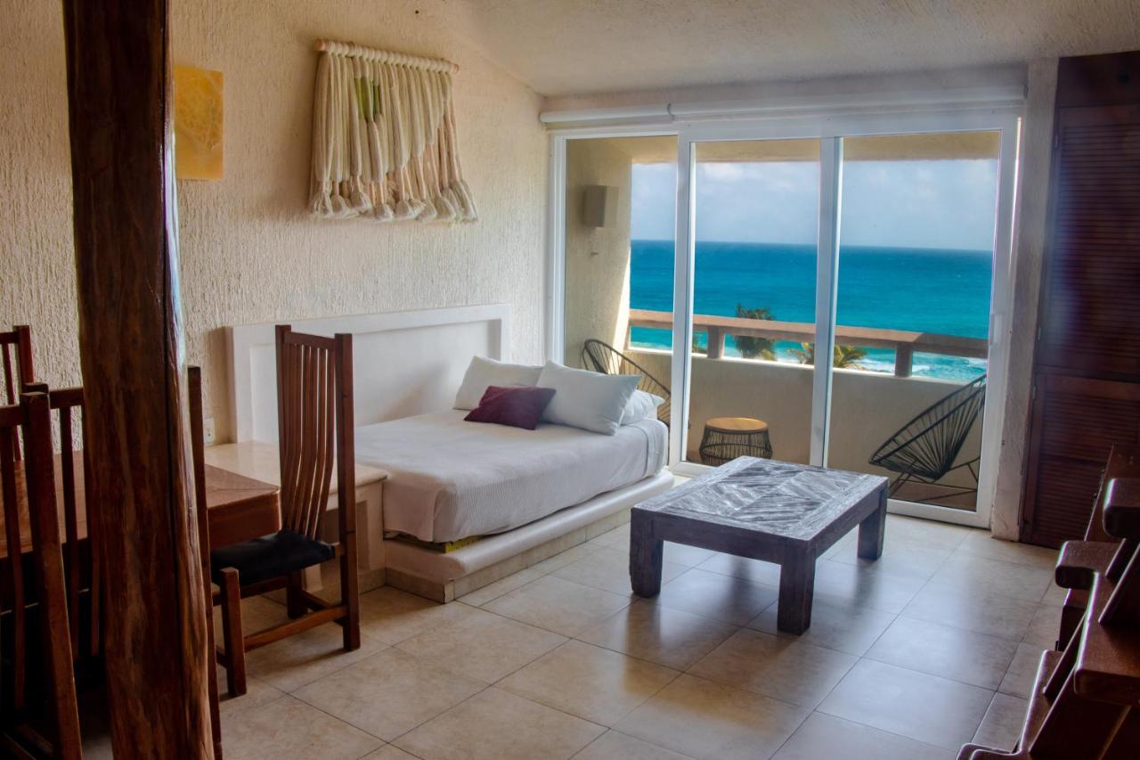 Rodero By Solymar Beach Front Condos In Hotel Zone Cancun Bagian luar foto