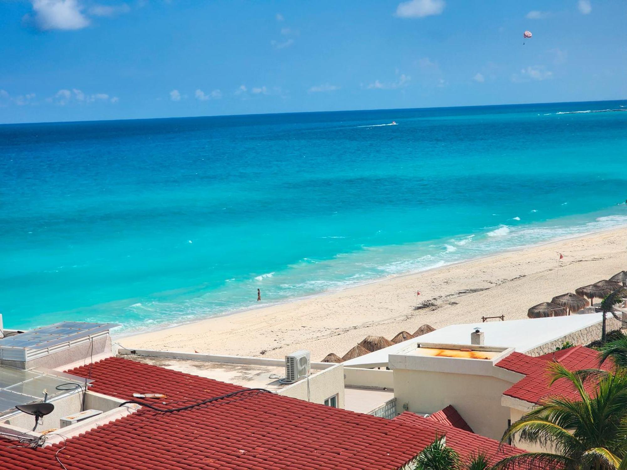 Rodero By Solymar Beach Front Condos In Hotel Zone Cancun Bagian luar foto